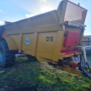 Richard Western  D12 MUCK SPREADER