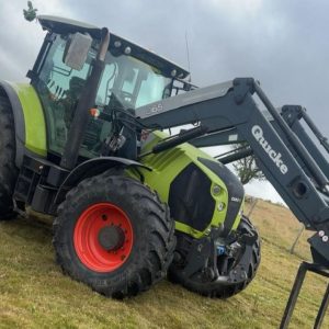 CLAAS  ARION 640 and LOADER